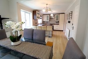 Kitchen/Diner- click for photo gallery